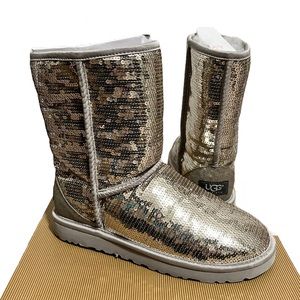 UGG Classic Short Silver Sparkles Boots in box